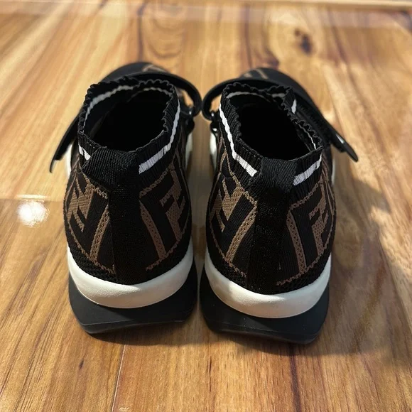 Fendi Sneakers with Box - Picture 8 of 10